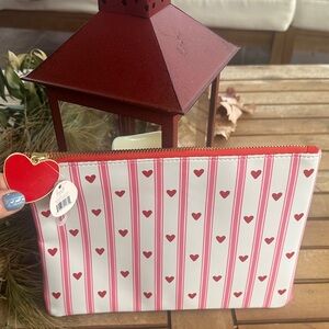 James Schultz valentine’s heart deluxe pouch